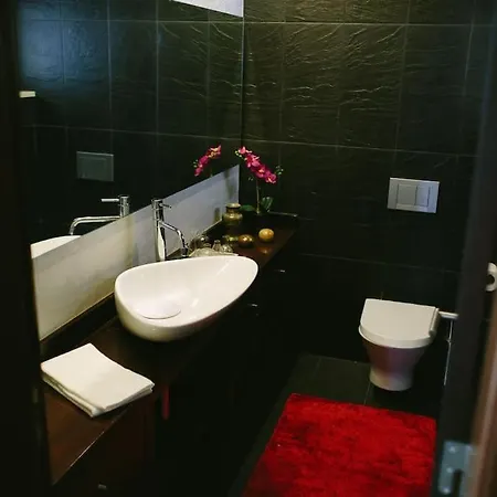 Отель Monte Canelas 4*